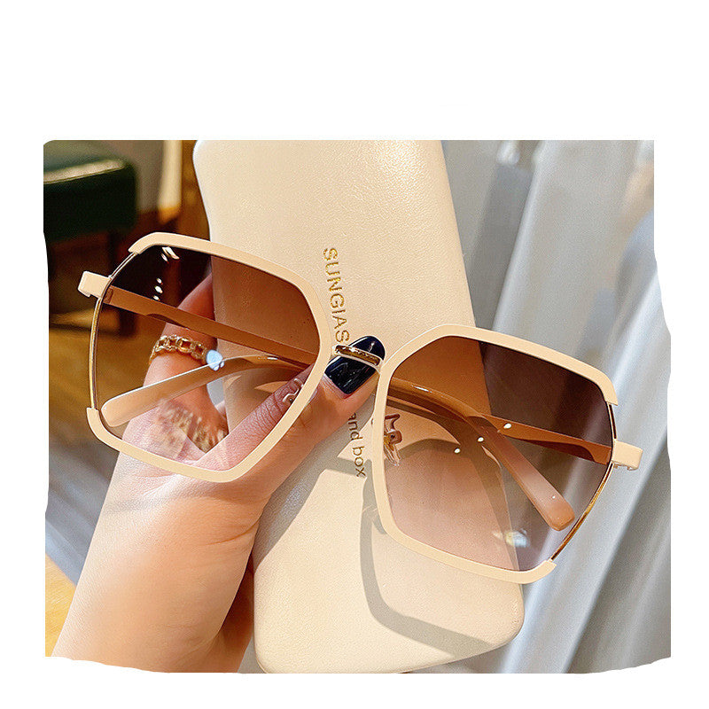 Ins Vintage Half-Frame Sunglasses Summer Oversize Metal Square Eyewear Uv400 Outdoor Sunscreen Women UV Protection Sunglasses